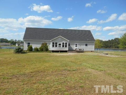 212 Jp Dr, Smithfield, NC 27577 photo 2