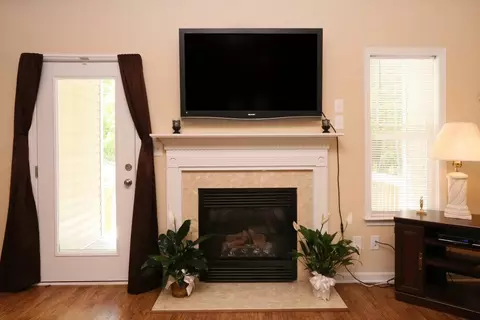 37 Meadow Loop Dr, Clayton, NC 27527 photo 8