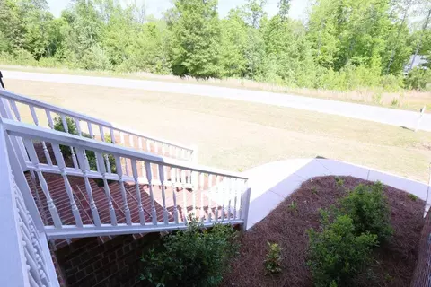 37 Meadow Loop Dr, Clayton, NC 27527 photo 4
