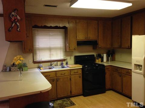 5927 Williamsburg Way, Durham, NC 27713 photo 4