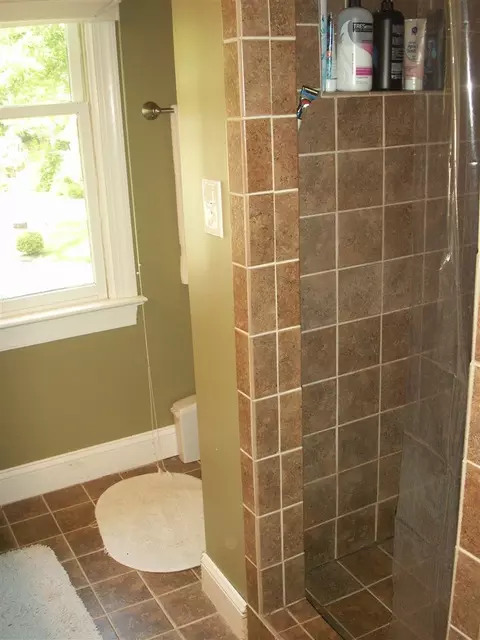 16 Madrid Ln, Durham, NC 27704 photo 11