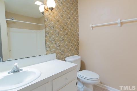 819 Midway Ave, Durham, NC 27703 photo 14