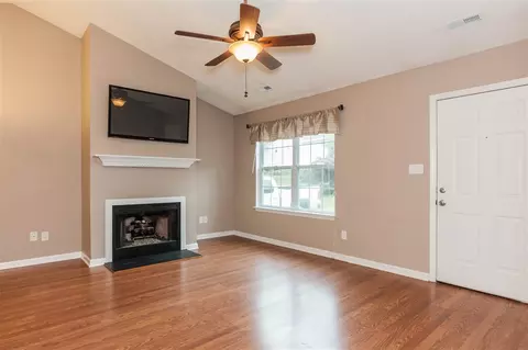 826 Durkyn Pl, Wake Forest, NC 27587 photo 3