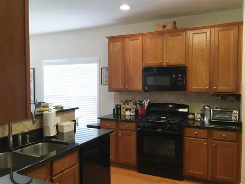 218 Mabley Pl, Cary, NC 27519 photo 5