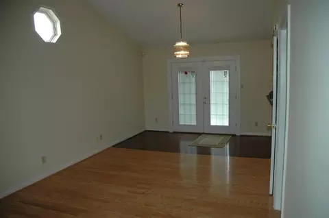 41 Riverwalk Ter, Durham, NC 27704 photo 4