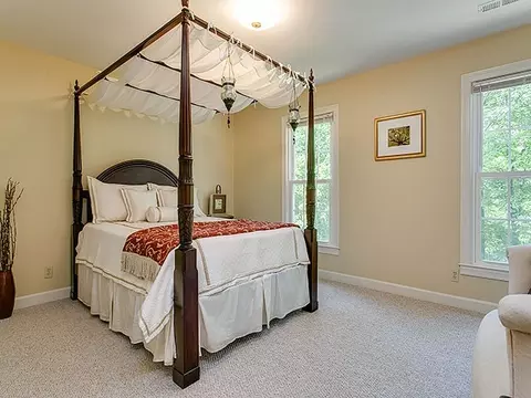 2817 Fox Dr, Durham, NC 27712 photo 17