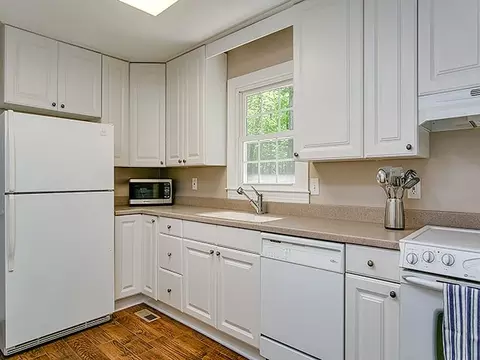 2817 Fox Dr, Durham, NC 27712 photo 15