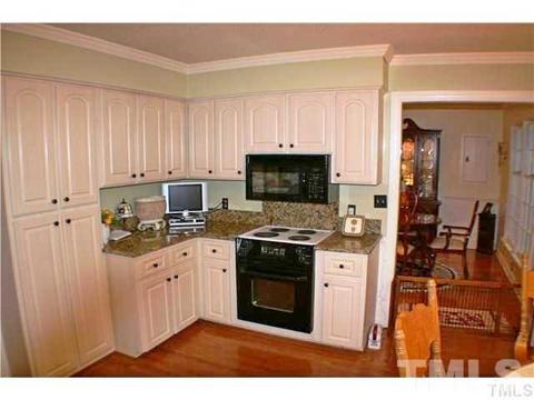 1109 Sapling Pl, Raleigh, NC 27615 photo 9