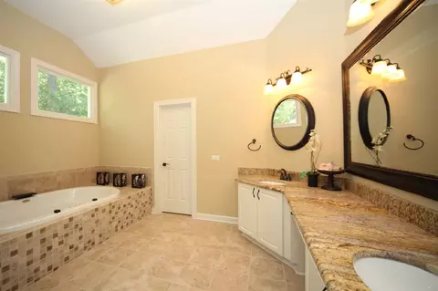 109 Peckskill Ct, Cary, NC 27519 photo 17