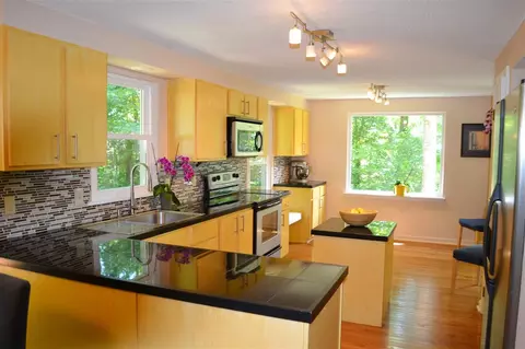 112 Willoughby Ln, Cary, NC 27513 photo 3