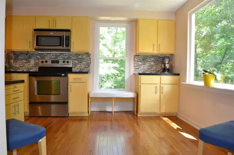 112 Willoughby Ln, Cary, NC 27513 photo 4