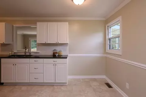 317 Maple St, Cary, NC 27513 photo 5
