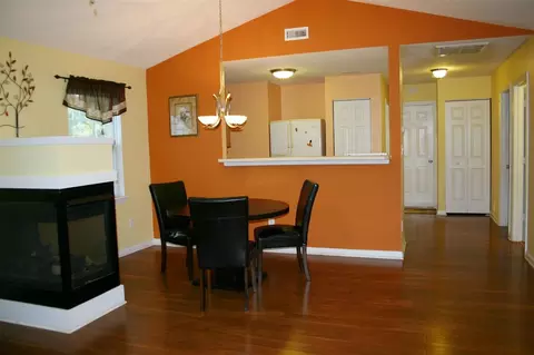 418 Gladstone Dr, Durham, NC 27703 photo 8