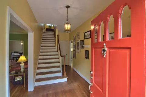 103 E Woodridge Dr, Durham, NC 27707 photo 2