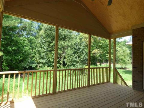 134 Devonshire Dr, Garner, NC 27529 photo 4