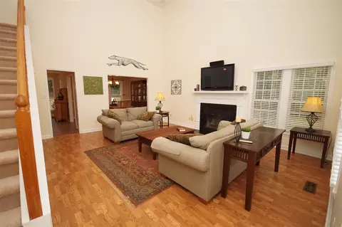 511 Gablefield Ln, Apex, NC 27502 photo 2
