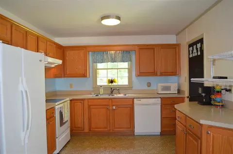 11 Burbank Cir, Durham, NC 27713 photo 6