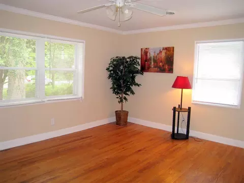 223 White Oak Dr, Durham, NC 27707 photo 10