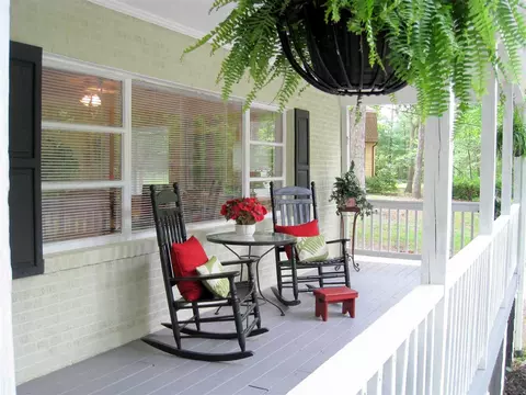223 White Oak Dr, Durham, NC 27707 photo 2