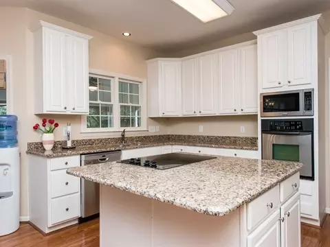 105 Lockheed Cir, Cary, NC 27513 photo 3