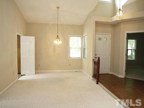 102 Tiercel Ct, Cary, NC 27518 photo 3