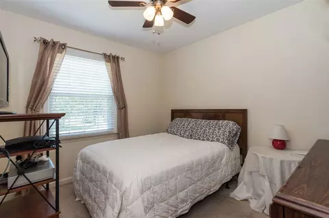 100 Bournemouth Ln, Garner, NC 27529 photo 18