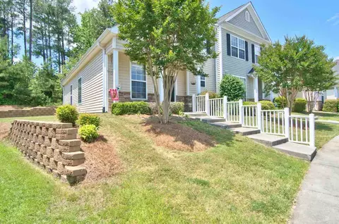 528 Auburn Square Dr, Durham, NC 27713 photo 2