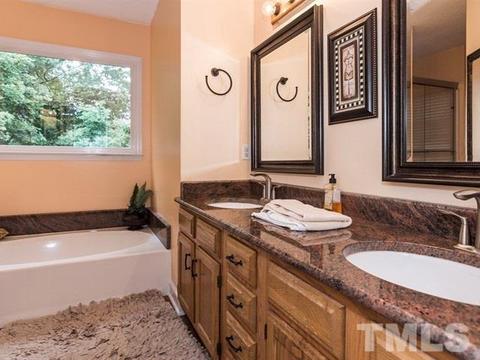 307 Silvercliff Trl, Cary, NC 27513 photo 9