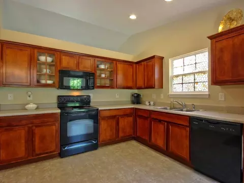 307 Weeping Willow Dr, Durham, NC 27704 photo 6