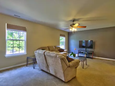 307 Weeping Willow Dr, Durham, NC 27704 photo 9