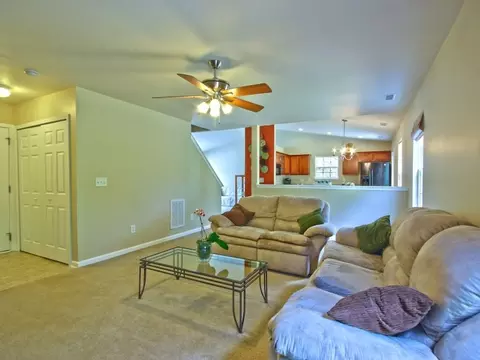 307 Weeping Willow Dr, Durham, NC 27704 photo 12