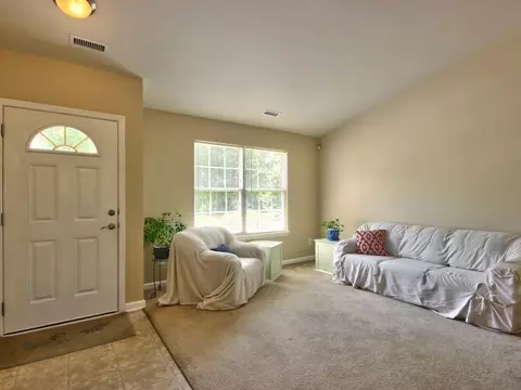 307 Weeping Willow Dr, Durham, NC 27704 photo 3