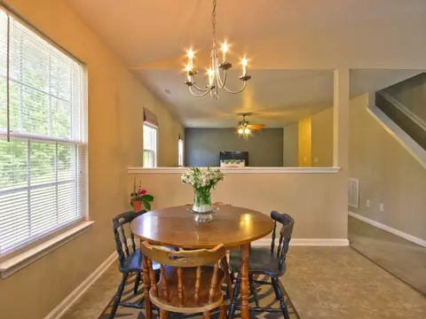 307 Weeping Willow Dr, Durham, NC 27704 photo 8