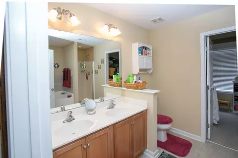 1909 Pear Tree Ln, Durham, NC 27703 photo 16