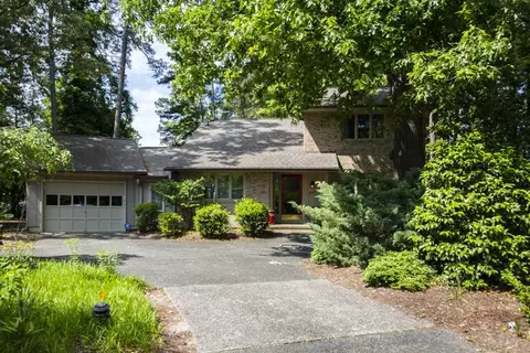 843 Inglenook Rd, Durham, NC 27707 photo 1