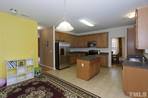 6 Dawson Ct, Durham, NC 27703 photo 7