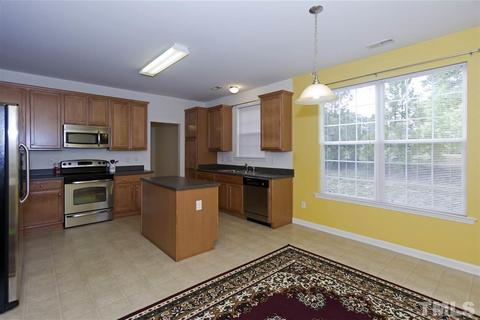 6 Dawson Ct, Durham, NC 27703 photo 6