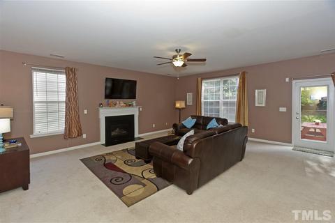 6 Dawson Ct, Durham, NC 27703 photo 5