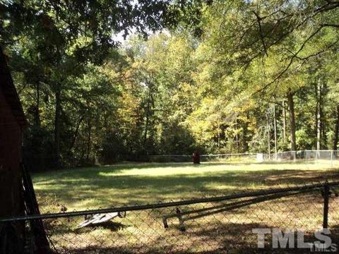 1422 Ellis Rd, Durham, NC 27703 photo 2
