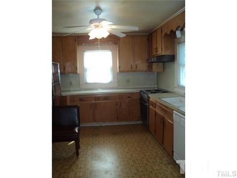 1422 Ellis Rd, Durham, NC 27703 photo 5