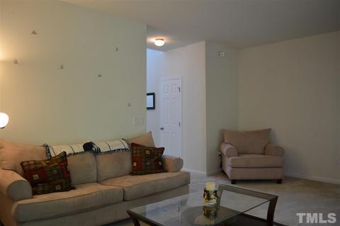 3 Genlee Ct, Durham, NC 27704 photo 4