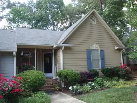 114 Boldleaf Ct, Cary, NC 27513 photo 1