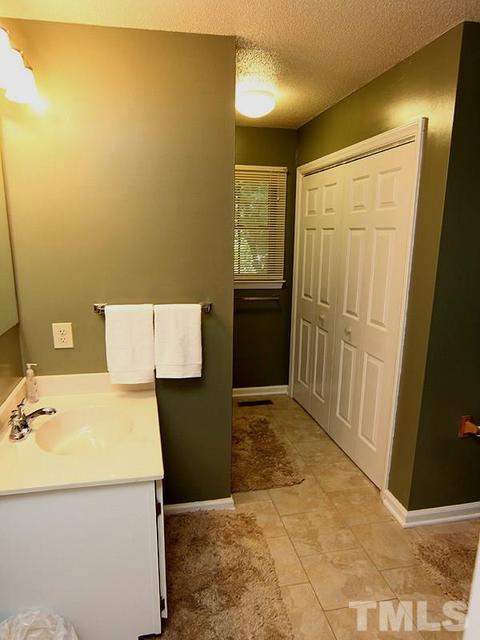 3209 Stanford Dr, Durham, NC 27707 photo 9