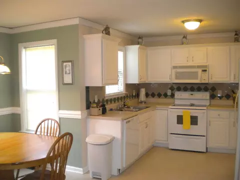 16 Norman Ct, Garner, NC 27529 photo 4