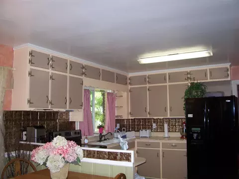 402 N Sumner St, Selma, NC 27576 photo 11