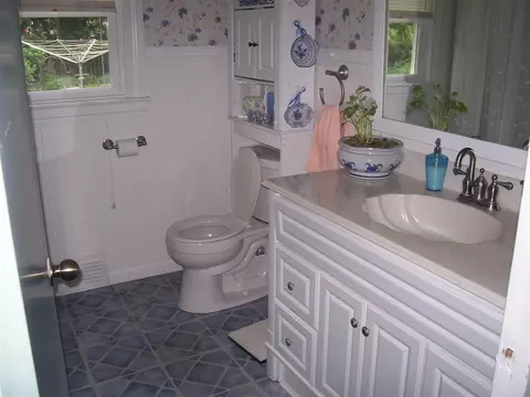402 N Sumner St, Selma, NC 27576 photo 14
