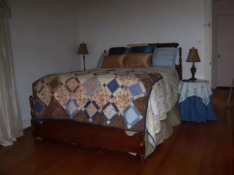 402 N Sumner St, Selma, NC 27576 photo 6