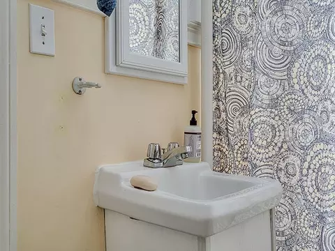 605 Midway Ave, Durham, NC 27703 photo 5
