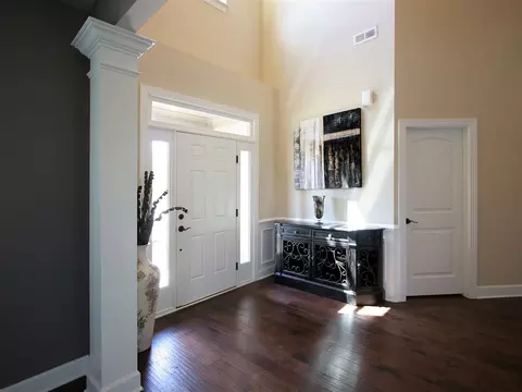 608 Nottely Pl, Cary, NC 27519 photo 4