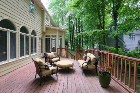 8801 Ashdown Ct, Raleigh, NC 27613 photo 4